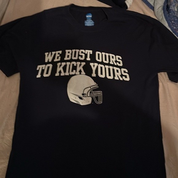 Lots of 2 Penn State t shirts - Picture 4 of 4